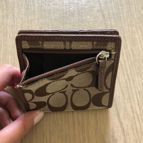 Coach Wallet - Picture 2 of 4
